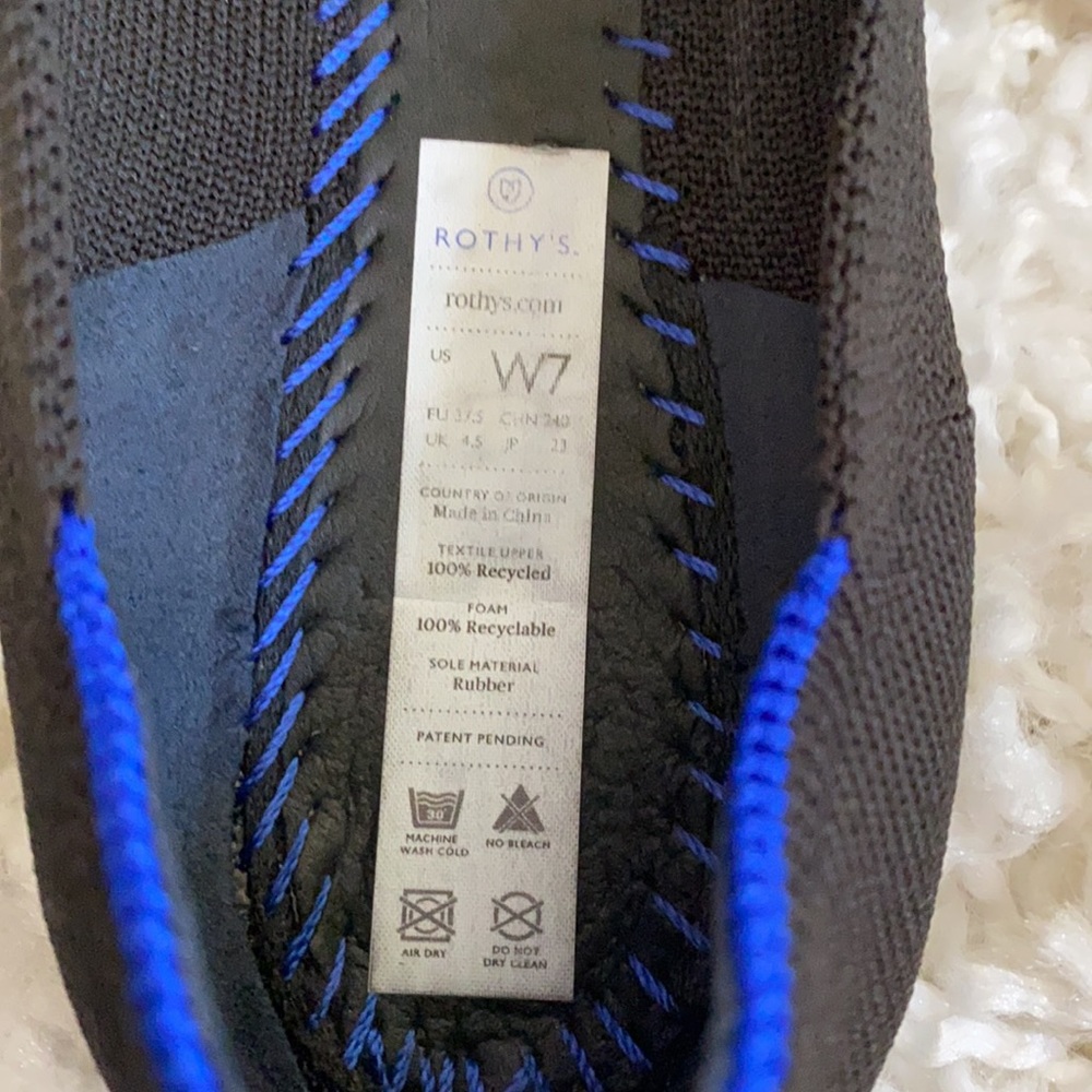 Rothys Black The Point - Picture 2 of 6